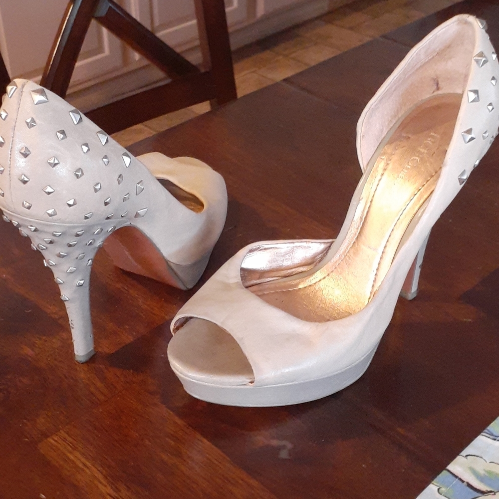 BCBG Generations stilettos